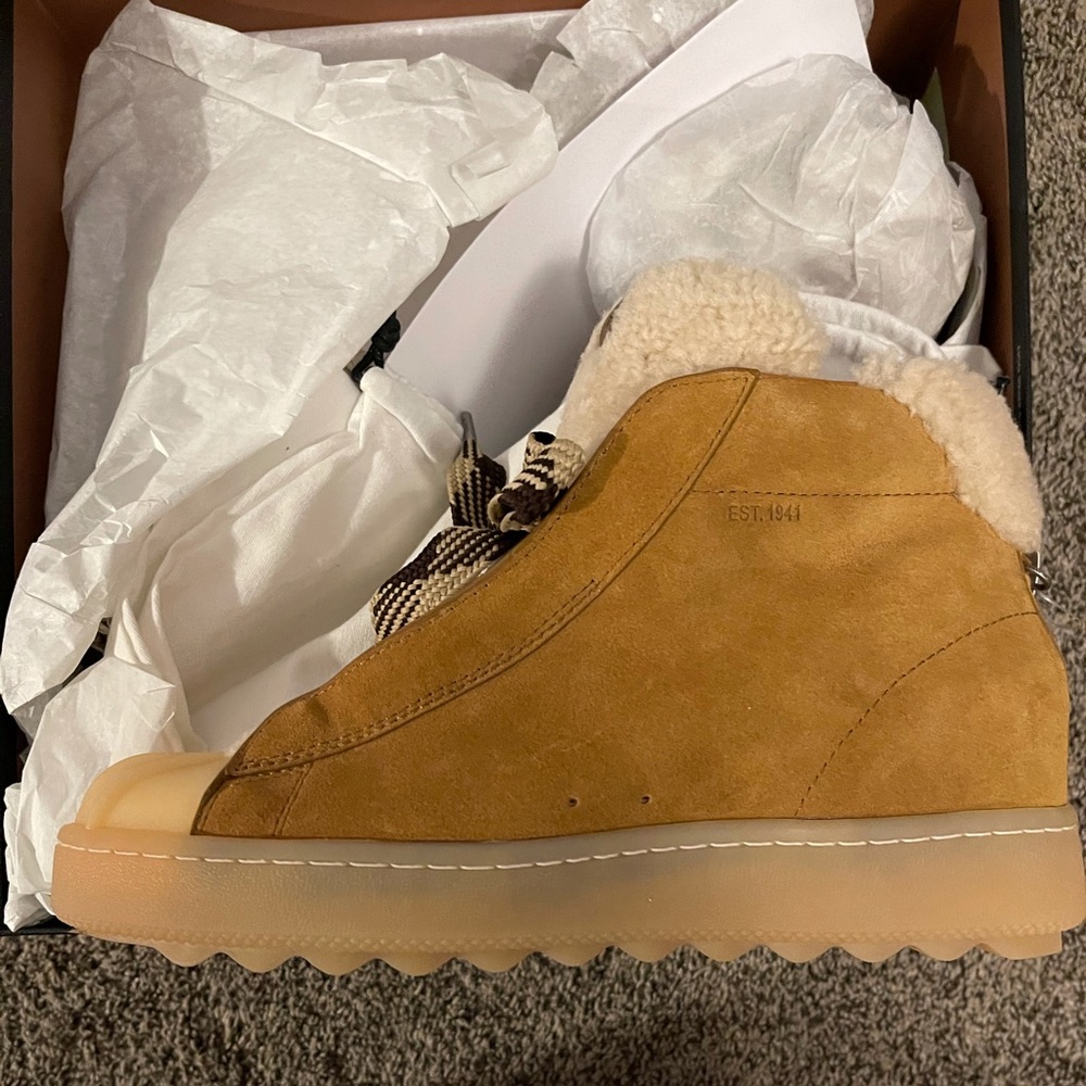 Coach boots - Picture 2 of 5